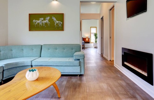 Nemo House | Owl Cabin - Perfect Family Getaway! Amazing View! Near Trails!