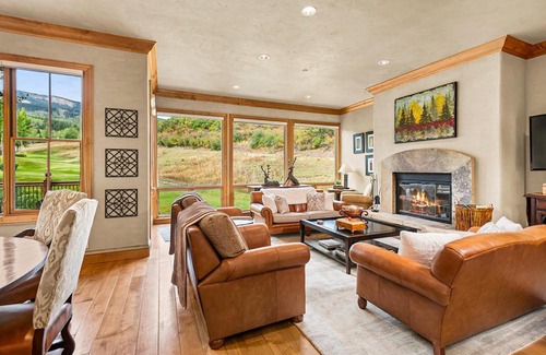 Snowmass Village House | Owl Creek 04, Ski-in, ski-out luxury townhome with private hot tub in Snowmass Village