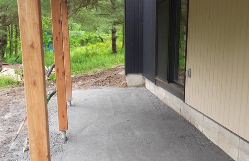 Mansonville Ski Chalet | Owl's Head Family Cabin