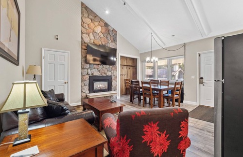 Boyne Falls Condo | OWNER MANAGED Boyne Mtn Ski-in Ski-out 3BR plus Loft and Bonus Room Sleeps 12