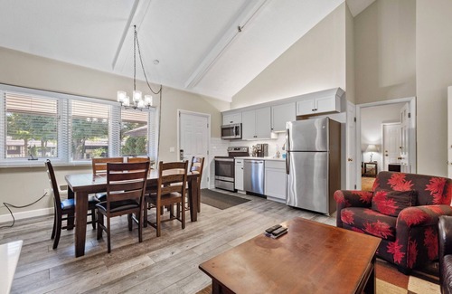 Boyne Falls Condo | OWNER MANAGED Boyne Mtn Ski-in Ski-out 3BR plus Loft and Bonus Room Sleeps 12