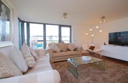 Oxford City Centre Apartment | Oxfordshire Living - The Monroe Apartment - Oxford