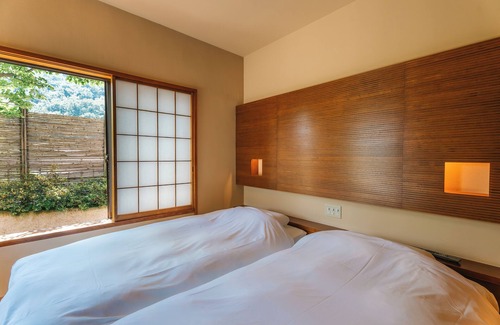 Yugawara House | Oyado Uoki