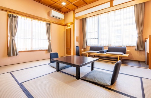 Yugawara House | Oyado Uoki