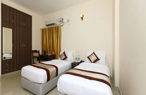 Perungudi Hotel | OYO 10106 Hotel NLBR