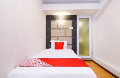 Miri Hotel | OYO 1023 La Mirina Boutique Inn