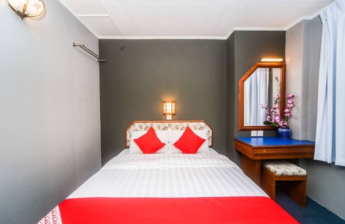 Sandakan Hotel | OYO 1026 Hotel Lutana