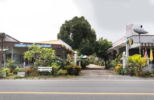 Ban Bo Han Hotel | OYO 1154 Naiyang House