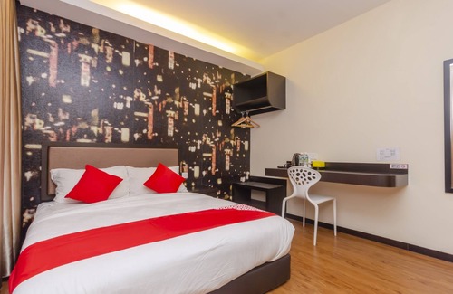 Kluang Hotel | OYO 1214 Oro Hotel