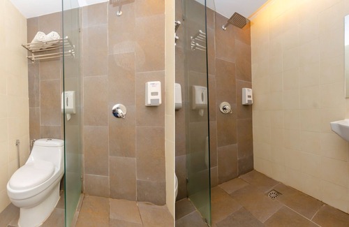 Kluang Hotel | OYO 1214 Oro Hotel