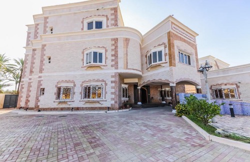 Sohar Hotel | OYO 127 Bait Al Marmar Hotel