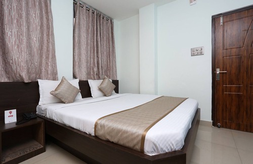 Sualkuchi Hotel | OYO 13265 Aashray Guest House