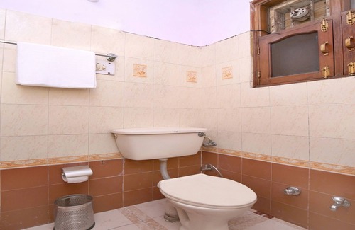Baddi Hotel | OYO 14029 Hotel Yogesh