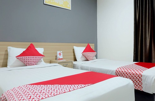 Muara Bungo Hotel | OYO 1474 Hotel Fayadh