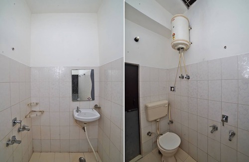 Lakdi Ka Pul Hotel | OYO 16018 Rainbow Saphire