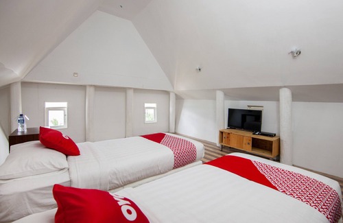 Ambarita Bed & Breakfast | OYO 1812 Dg Inn