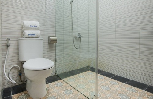 Siborongborong Hotel | OYO 1819 Aries Hotel