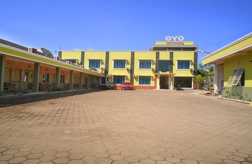 Palembang Hotel | OYO 182 Nugraha Residence