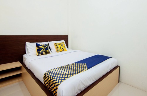 Hutagodang House | OYO 2220 PINK'S GUEST HOUSE