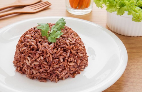 Chinar Park Hotel | OYO 22566 Red Velvet Inn