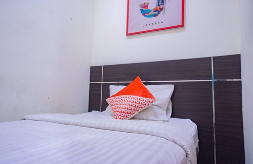 Kebon Kacang Hotel | OYO 2357 Syariah Grand Raudhah