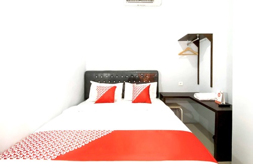 Padang Hotel | OYO 3160 Guesthouse Pagi Sore Syariah