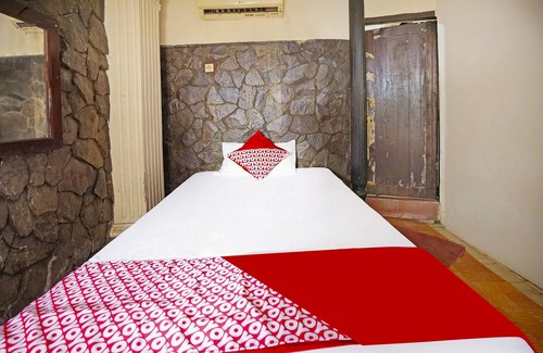 Sukarami Hotel | OYO 3201 Hotel Rian Palembang