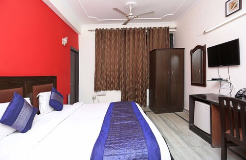 Gurugram Hotel | OYO 3251 Royal Inn