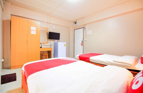 Nonthaburi Hotel | OYO 349 Aroonrung House