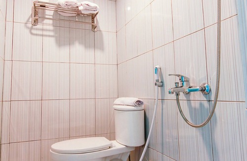 Medan Hotel | OYO 3493 Nami House