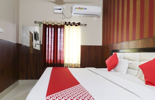 Roorkee Hotel | OYO 35382 Hotel Moon Light