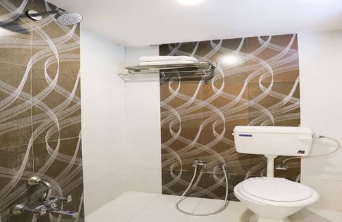 Thaltej Hotel | OYO 3649 Hotel Sree Balaji Residency