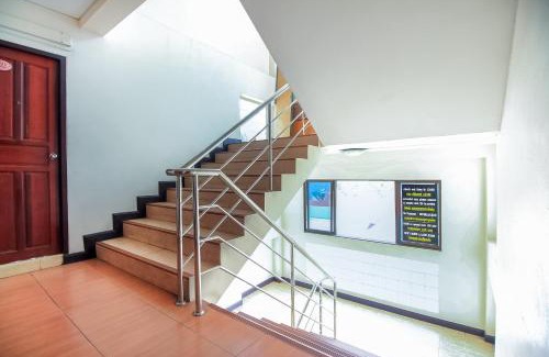 Racha Thewa Hotel | OYO 376 Ok Home Airport