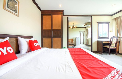 Racha Thewa Hotel | OYO 383 White Inn Hotel
