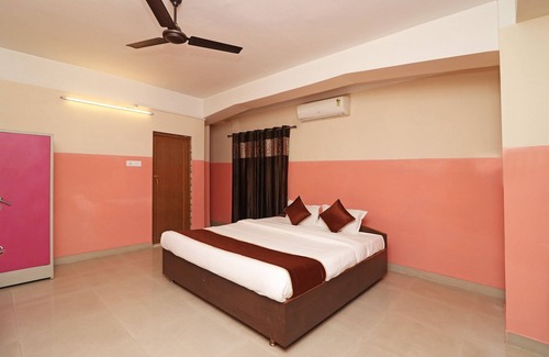 Sualkuchi Hotel | OYO 4979 Prabha Palace Lodge