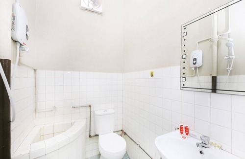 Paya Hotel | OYO 507 Aikka Hotel