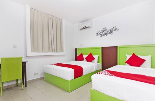 Penampang Hotel | OYO 564 Y Hotel