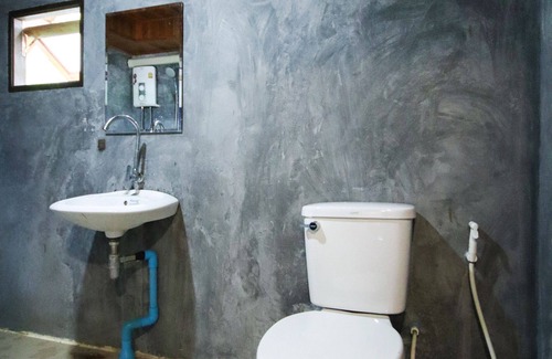 Na Yong Hotel | OYO 604 Ruen Mai Horm Resort