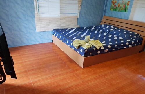 Tha Yang Hotel | OYO 75352 Hotel Family House And Resort Phetchaburi