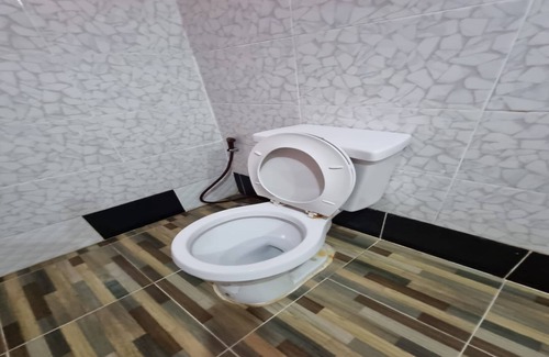 Saen Saep Hotel | OYO 75487 Prang Thip 306 Resort
