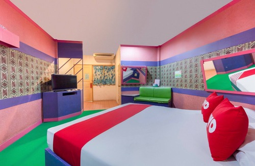 Rayong Hotel | OYO 764 Lets go Hotel