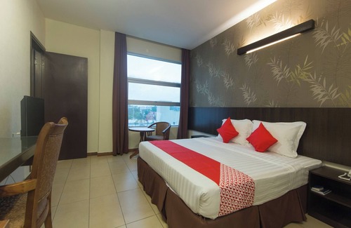 Taman Teratai Hotel | OYO 837 Hotel Bei King