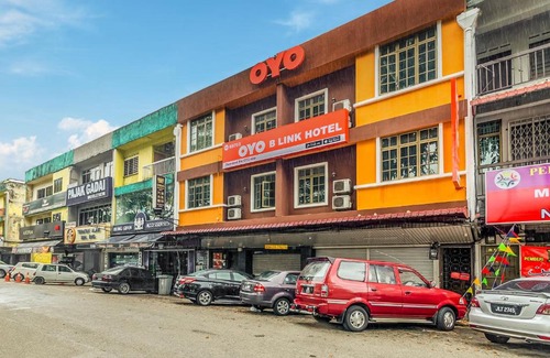 Daerah Kulai Hotel | OYO 89703 B Link Hotel