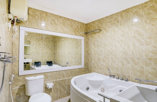 Denpasar Utara Hotel | OYO 90131 Liberty Guest House
