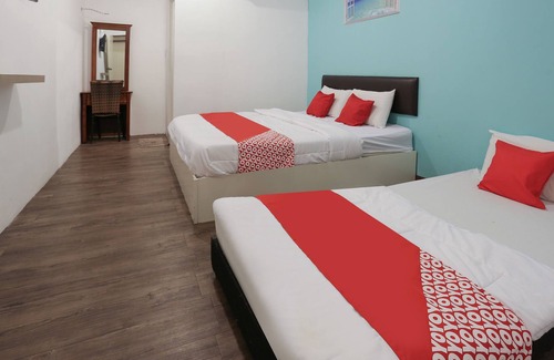 Muar Hotel | OYO 90155 Bmw 1 Hotel