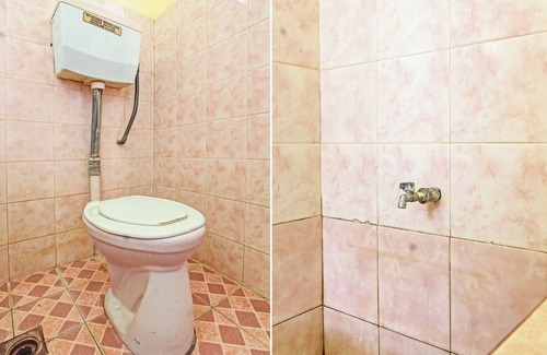 Kalianda Hotel | OYO 90229 Fidel Caestro Homestay