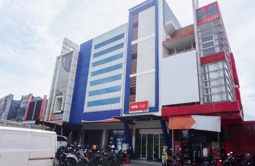 South Tangerang Hotel | OYO 90305 De Umbrela Mansion Syari'ah Ciputat