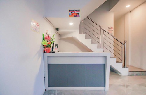 Medan Hotel | OYO 90306 Mmtc2 Guest House