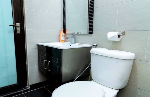Bintulu Hotel | OYO 90375 Reggae Inn
