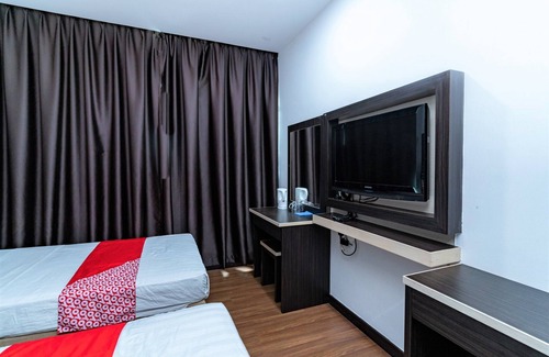 Bintulu Hotel | OYO 90375 Reggae Inn